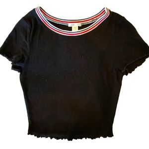 Bozzolo Top Black Red and White Short Sleeve Stretchy Curled Edges Size Large